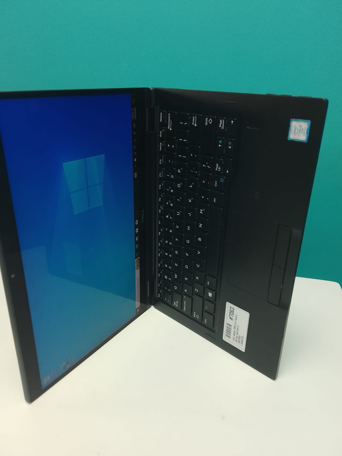 Dell Latitude 7390 2-in1 touch 8th Gen Intel core i5 8GB 256 SSD  Foto 7321339-3.jpg