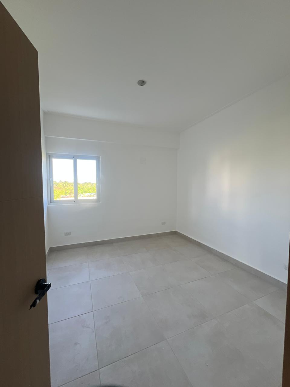 Vendo apartamento en juan dolio Foto 7321399-3.jpg