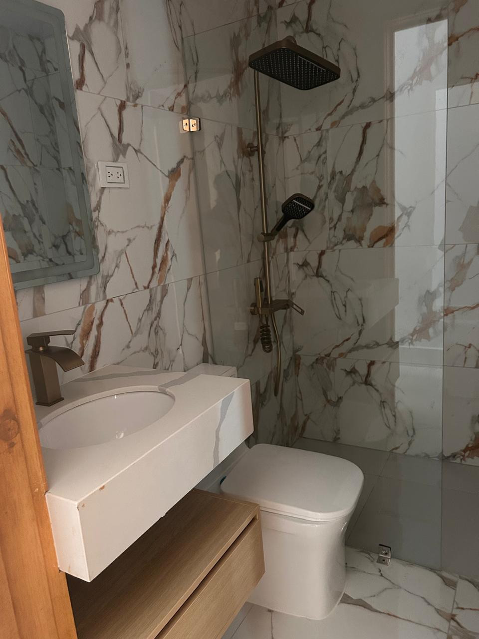 Moderno apartamento en alquiler en Alma Rosa Santo Domingo Este Foto 7321414-5.jpg
