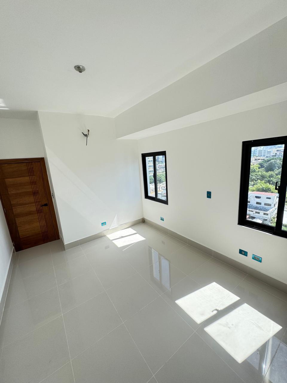 Apartamento en Venta en el Ensanche Naco. Foto 7321472-1.jpg