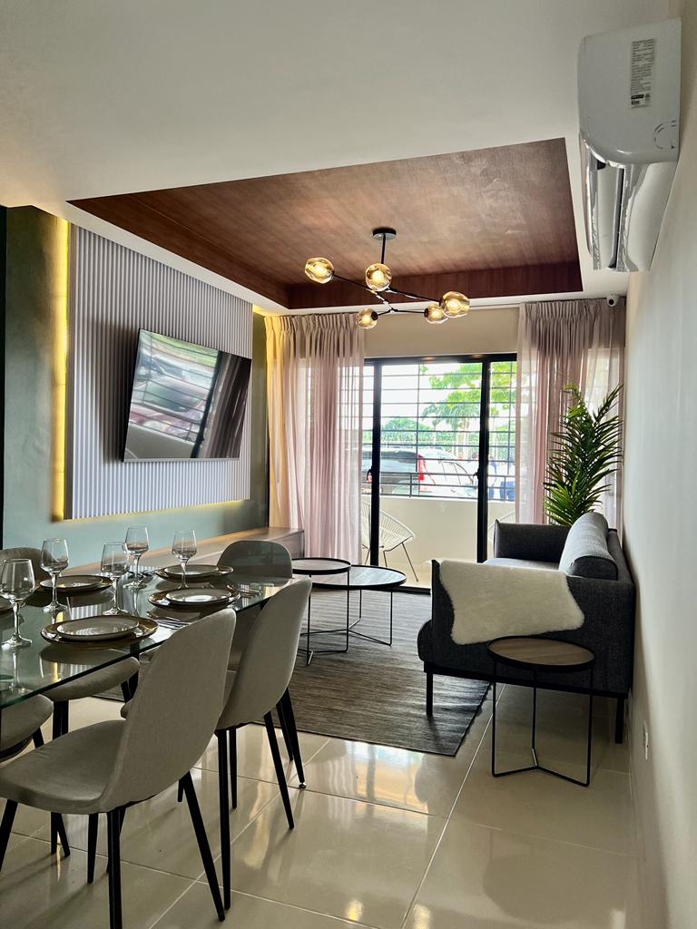 Apartamento en Venta en la Av. Charles de Gaulle. Foto 7321475-1.jpg