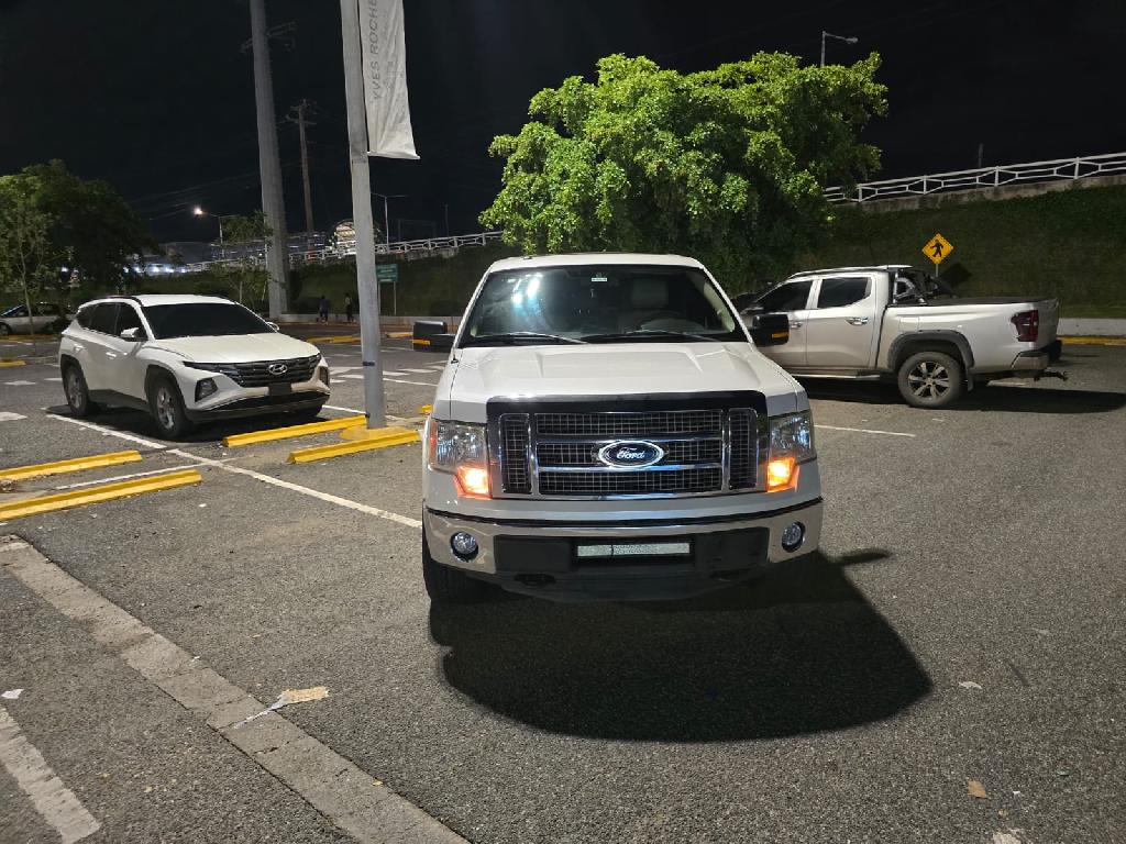 Ford F150 Lariat Doble Cabina 11  Foto 7321588-1.jpg
