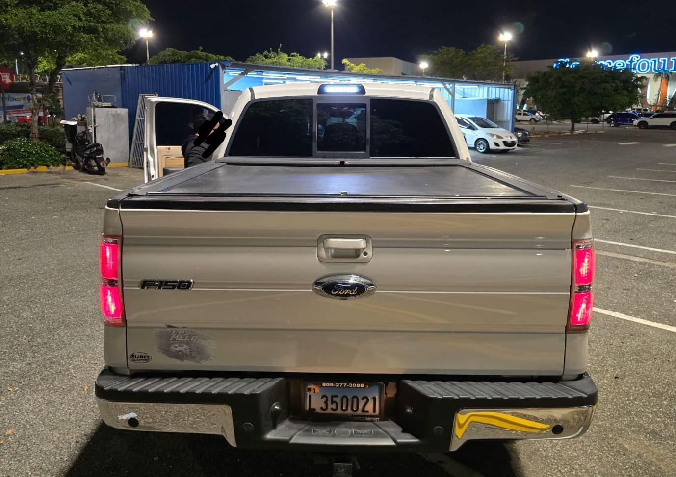 Ford F150 Lariat Doble Cabina 11  Foto 7321588-5.jpg