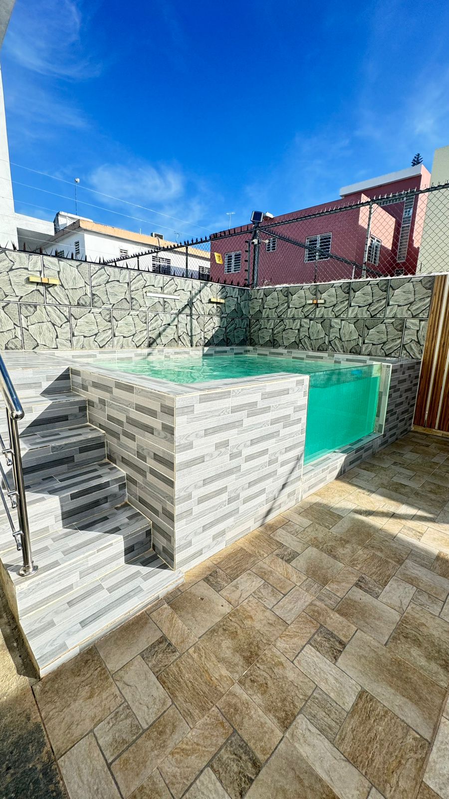 Casa Moderna en Venta en Prado Oriental  3 Habitaciones Jacuzzi y 4 Pa Foto 7321620-1.jpg