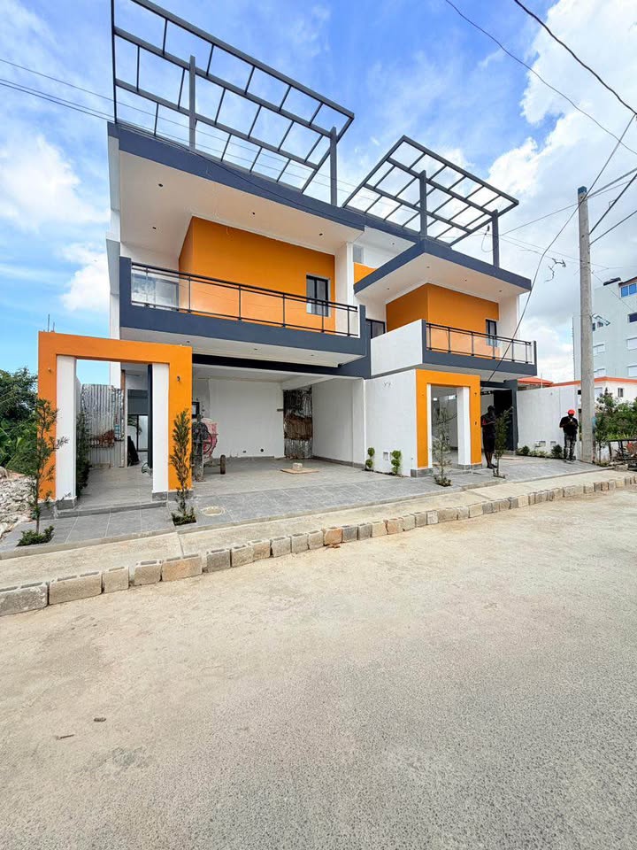 Casa Moderna en Venta en Prado Oriental – Santo Domingo Este Foto 7321634-2.jpg