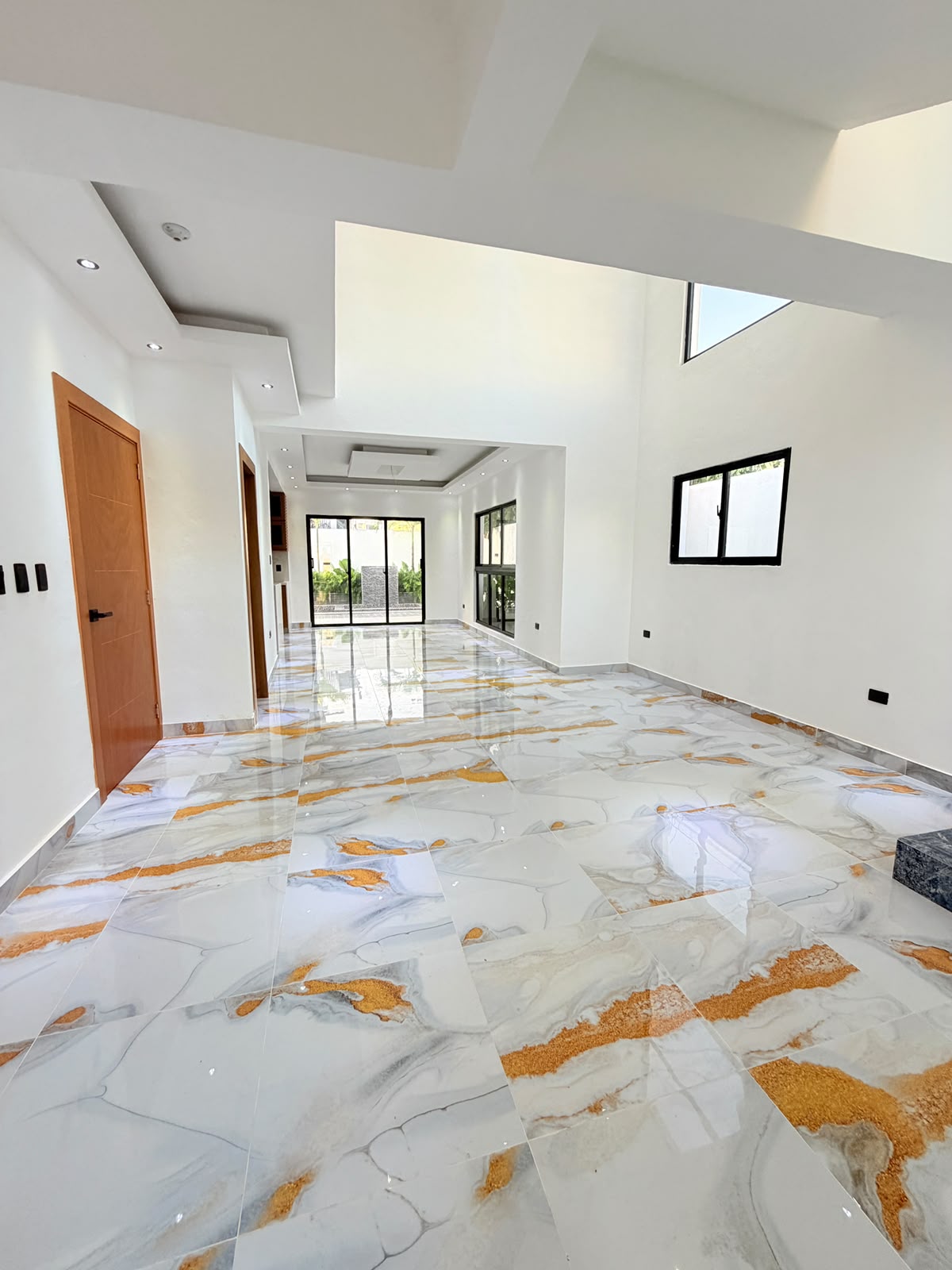 Casa de Lujo en Venta en Autopista San Isidro  4 Habitaciones Piscina  Foto 7321642-3.jpg