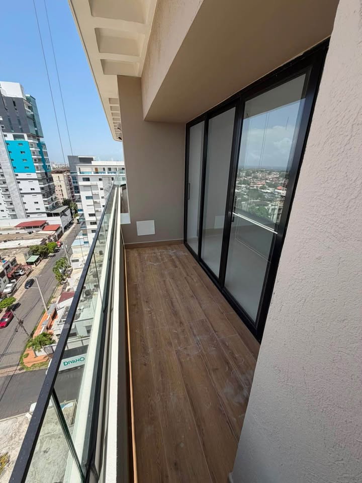 APARTAMENTO EN ALQUILER EN LA TORRE MERTLOT Foto 7321657-3.jpg