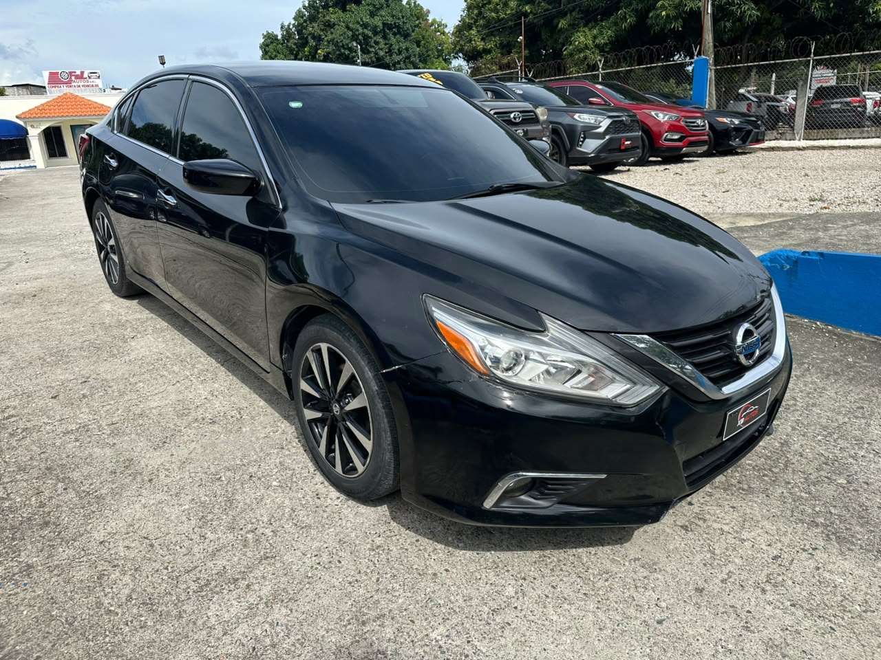 NISSAN ALTIMA SV 2.5 L FWD 2018 FINANCIAMIENTO DISPONIBLE Foto 7321708-2.jpg
