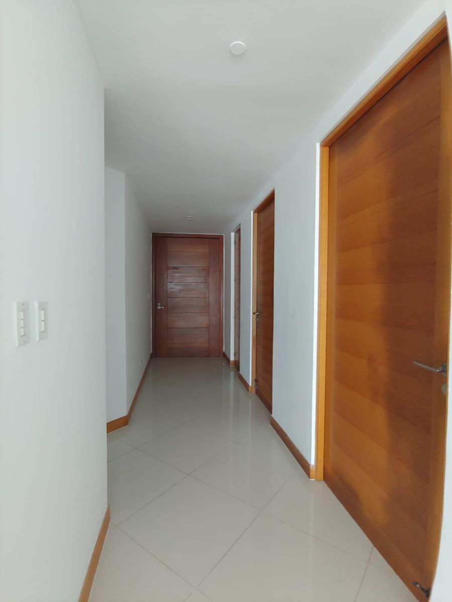 Hermoso apartamento con vista al MarHermoso apartamento con vista al M Foto 7321920-2.jpg