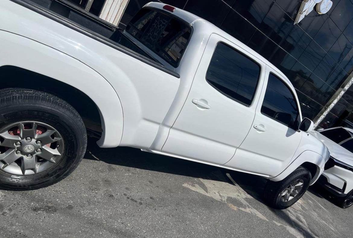 Toyota Tacoma 4x4 2006 en Peravia Foto 7322023-2.jpg