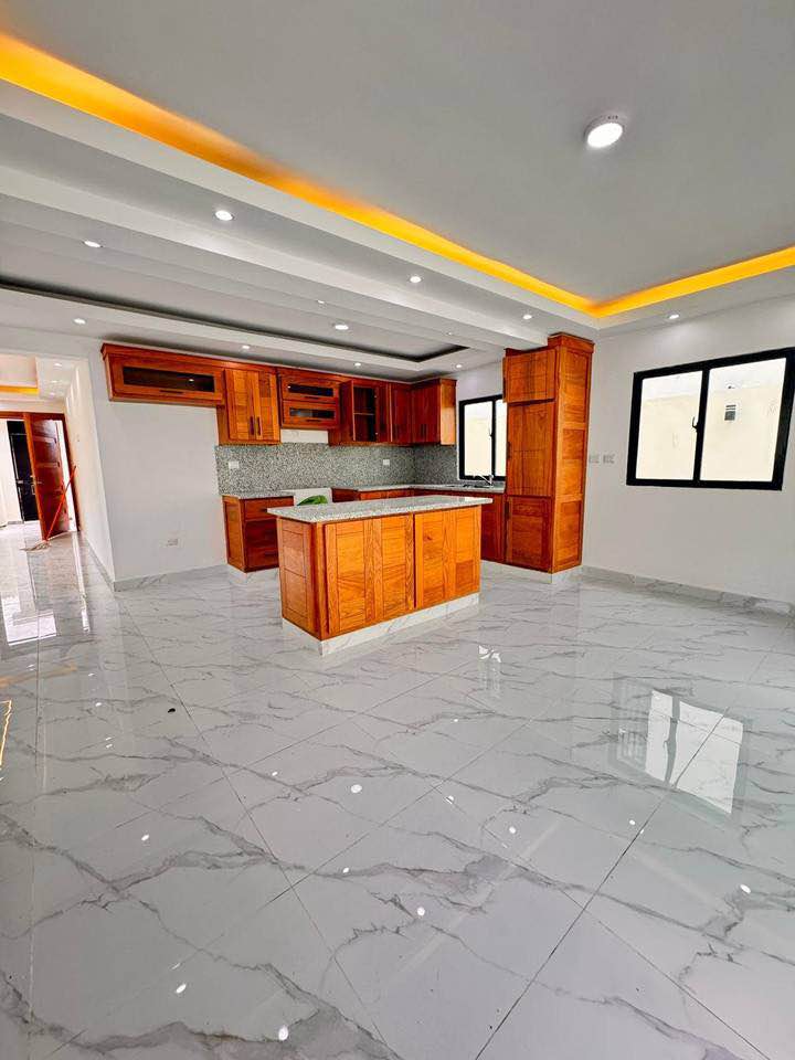 Venta de Hermosa Casa en Prado Oriental – Santo Domingo Este Foto 7322034-8.jpg