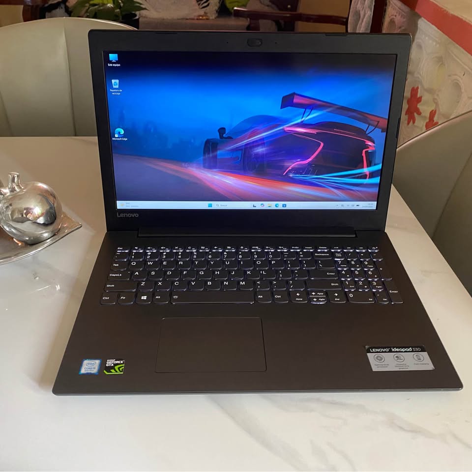 LENOVO IDEAPAD 330-15ICH Intel Core i5 8a Gen  20GB RAM  256GB SSD  2T Foto 7322237-6.jpg