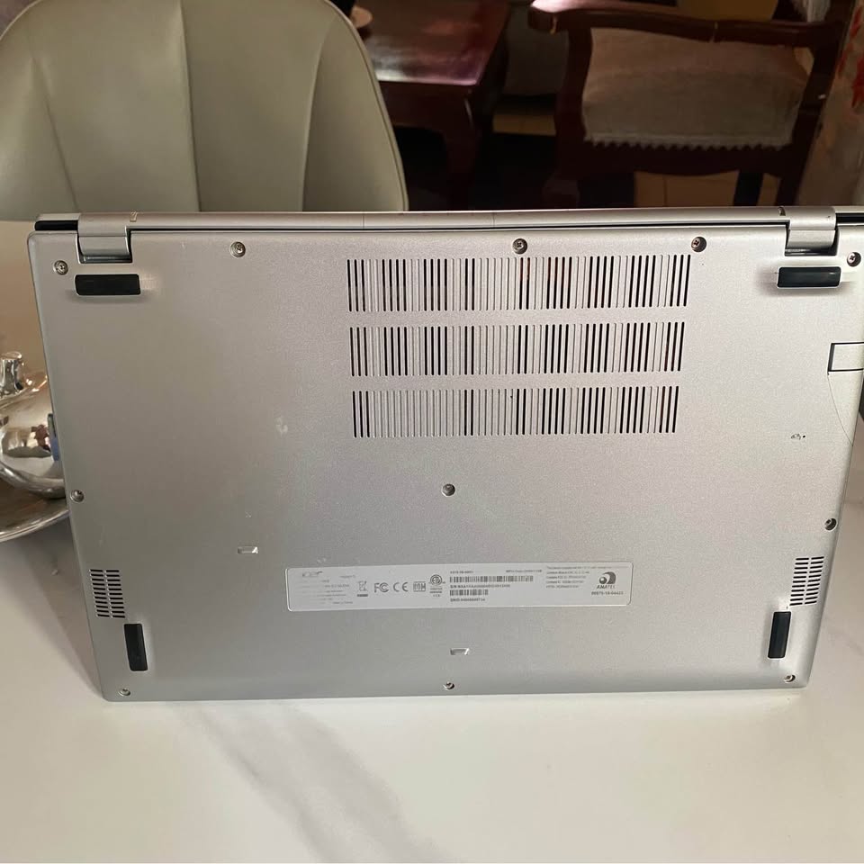 Acer Aspire 5  i5 11.a Gen 2.4 GHz  12GB RAM  500GB SSD  15.6  Teclado Foto 7322238-3.jpg