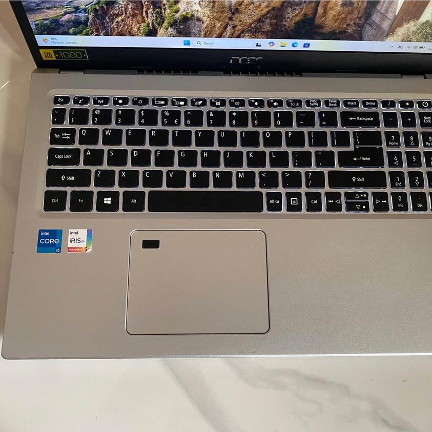 Acer Aspire 5  i5 11.a Gen 2.4 GHz  12GB RAM  500GB SSD  15.6  Teclado Foto 7322238-4.jpg