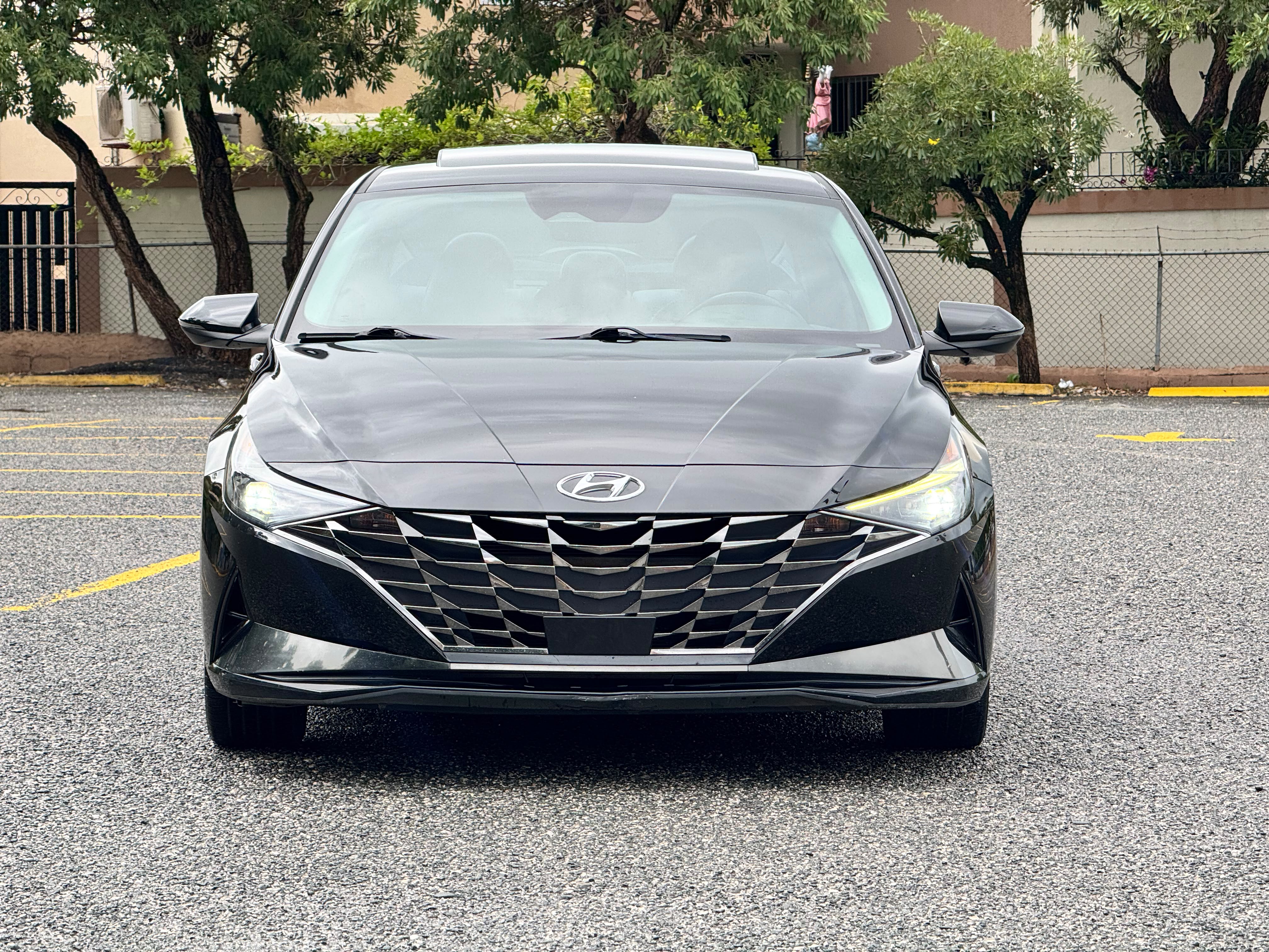 Hyundai Elantra Límited 21  Foto 7322391-2.jpg