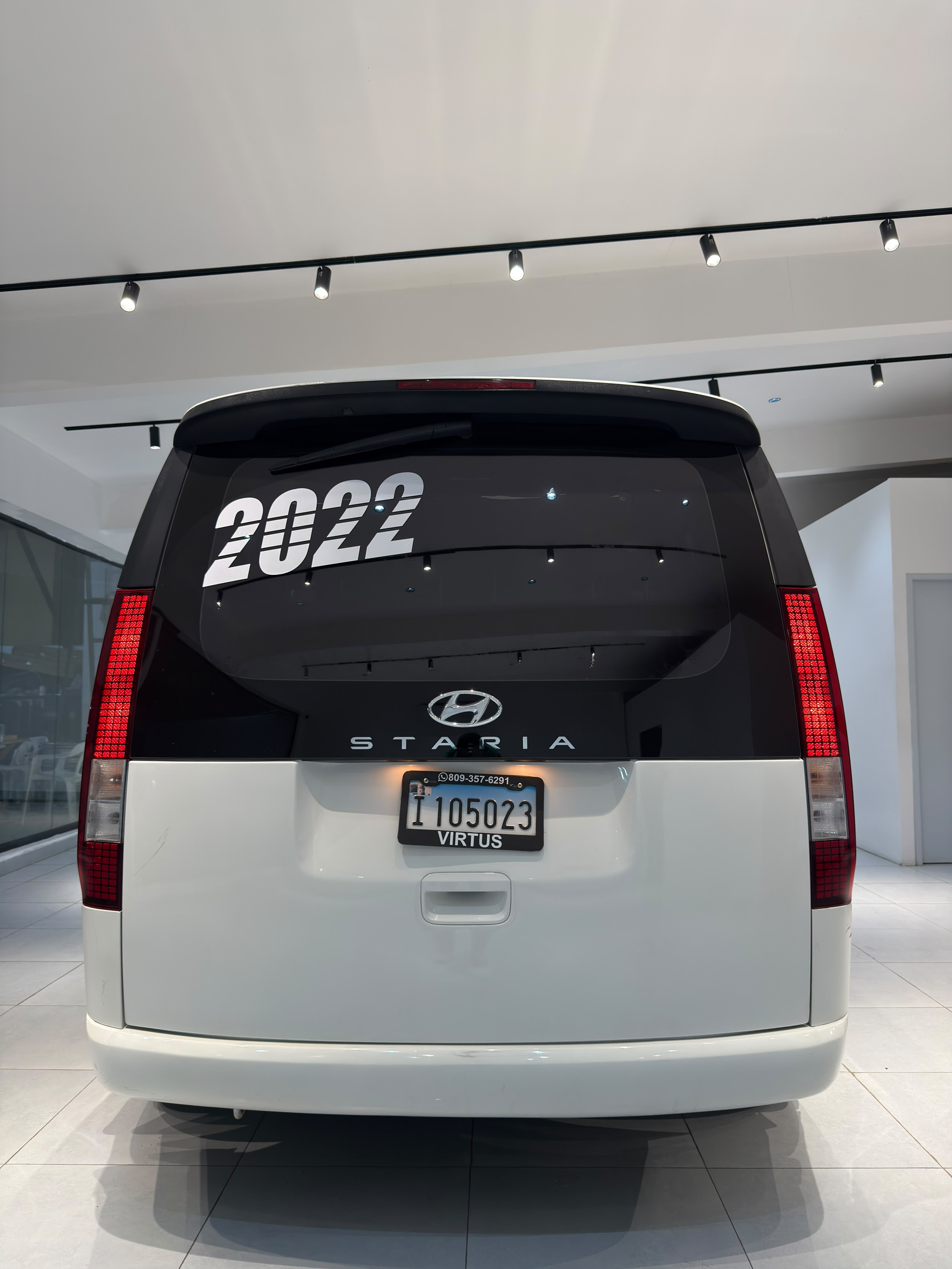 Hyundai Staria 2022 Diesel Foto 7322422-4.jpg