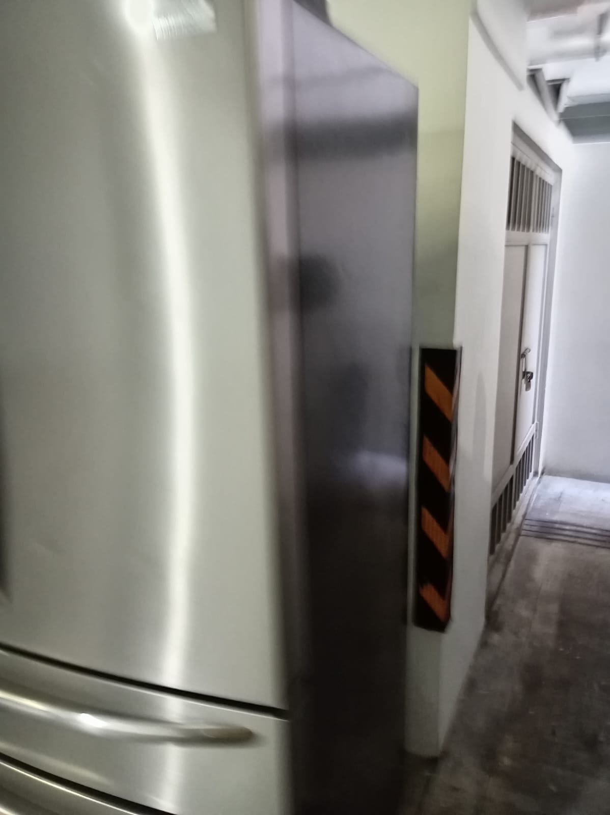Nevera tipo libro frigidaire Foto 7322437-6.jpg