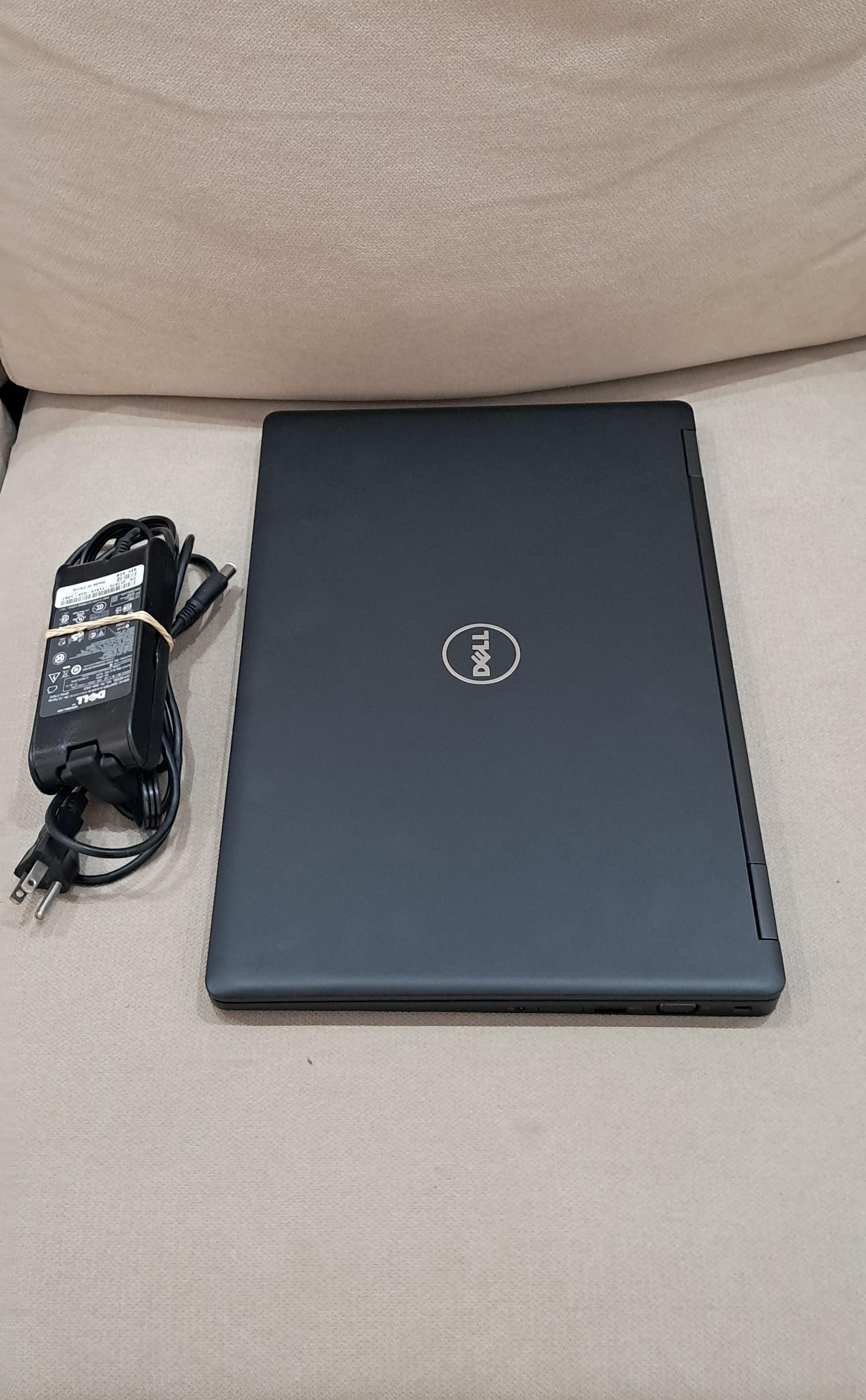 Laptop Dell 12GB 256GB SSD M2 i5 2.5Ghz E5580 Disc Foto 7322528-5.jpg