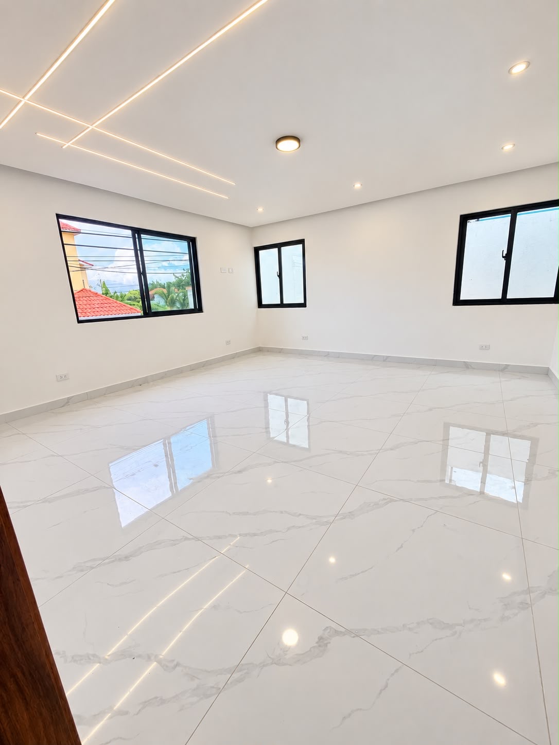 Casa de Lujo en Venta con Piscina  Autopista de San Isidro Prado Orien Foto 7322594-9.jpg