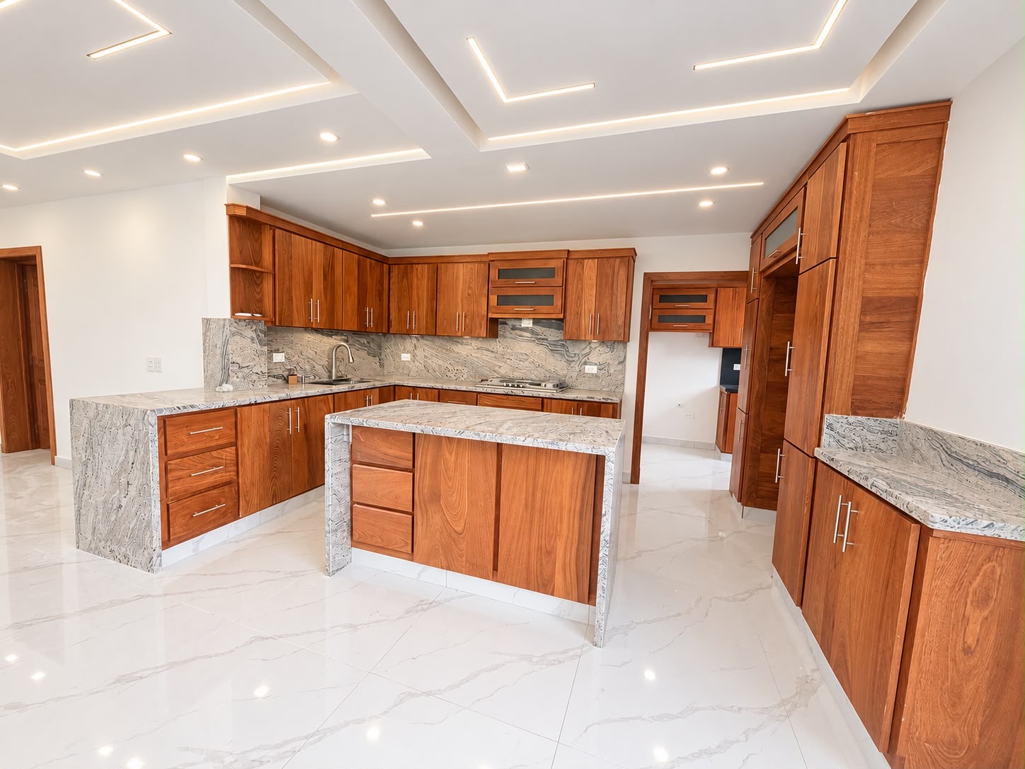 Casa de Lujo en Venta con Piscina  Autopista de San Isidro Prado Orien Foto 7322598-2.jpg