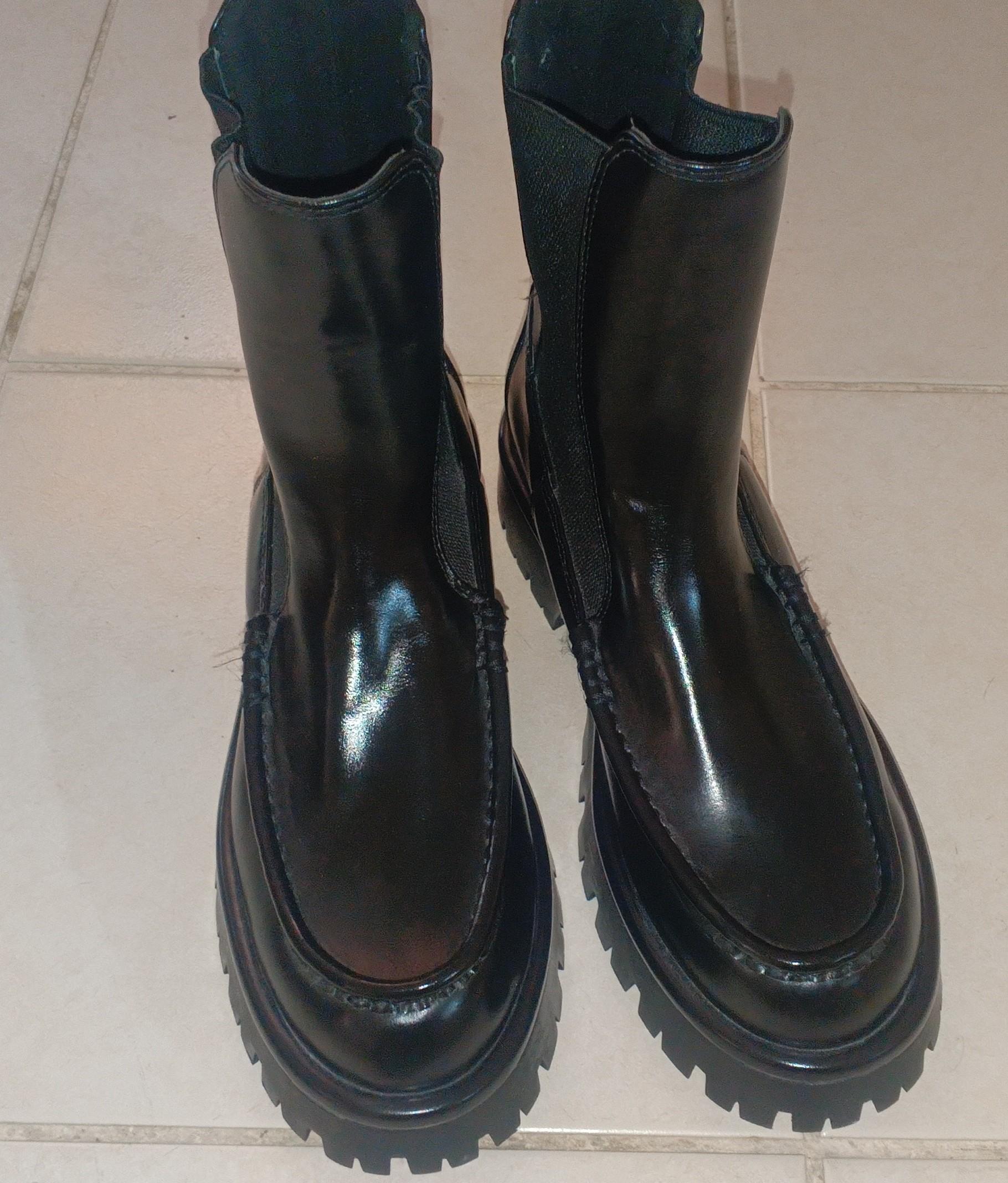Botas Zara talla 40 para pies pequeños  Foto 7322625-4.jpg