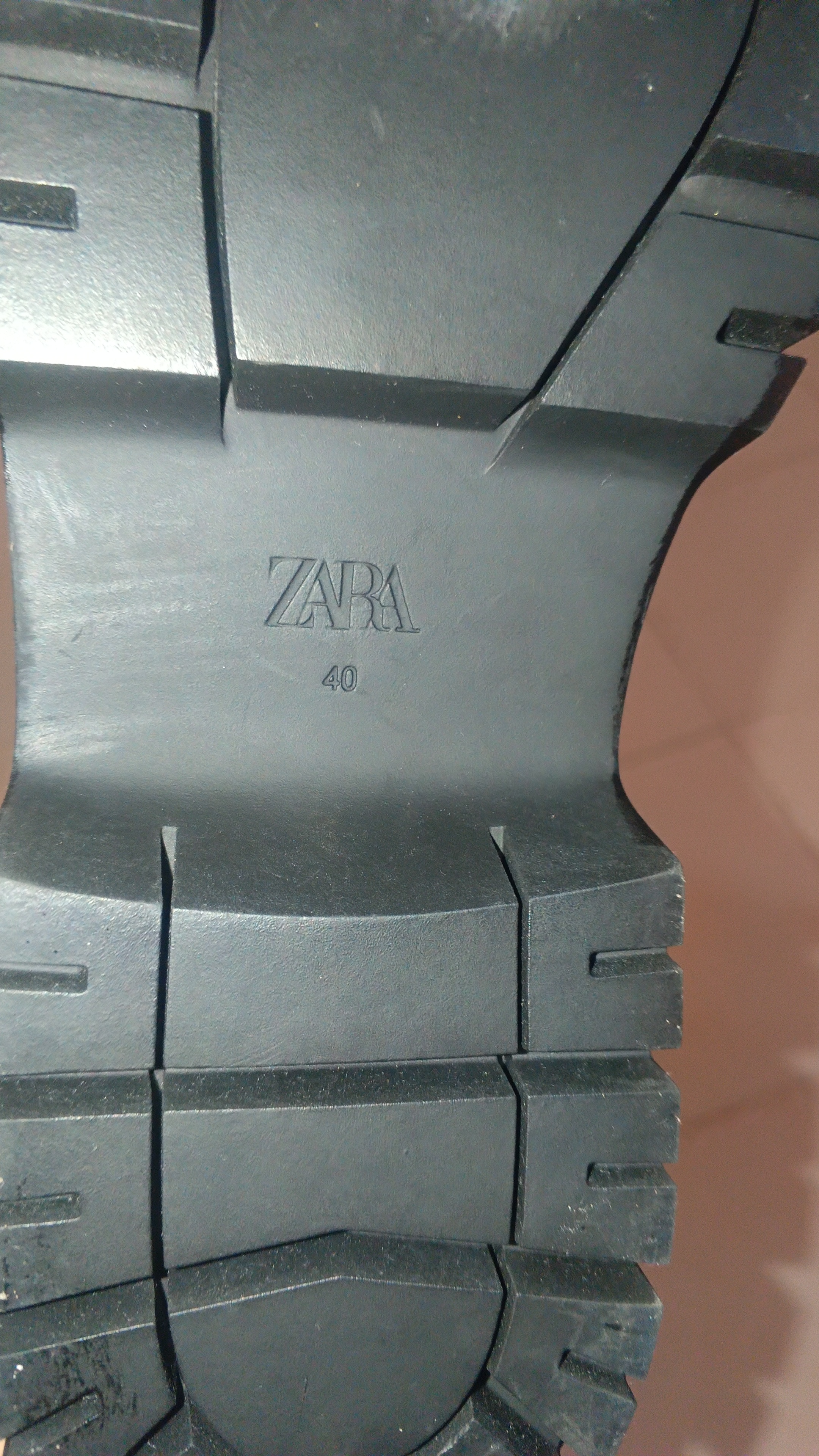 Botas Zara talla 40 para pies pequeños  Foto 7322625-5.jpg