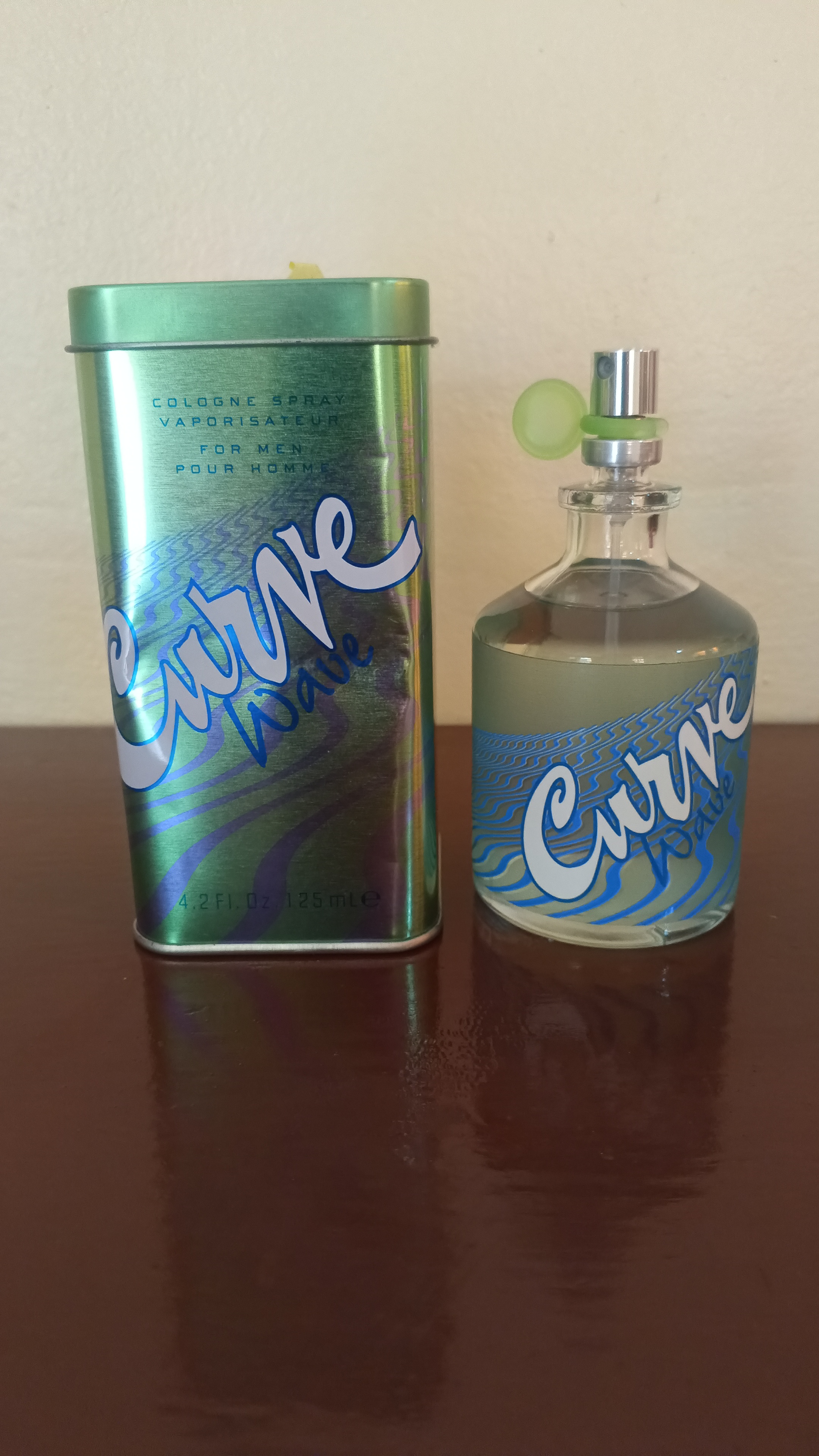 Perfume Curve para hombre leer abajo Foto 7322642-1.jpg