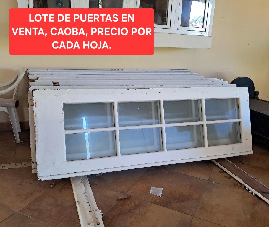 PUERTAS EN CAOBA COLOR BLANCO Foto 7322656-1.jpg