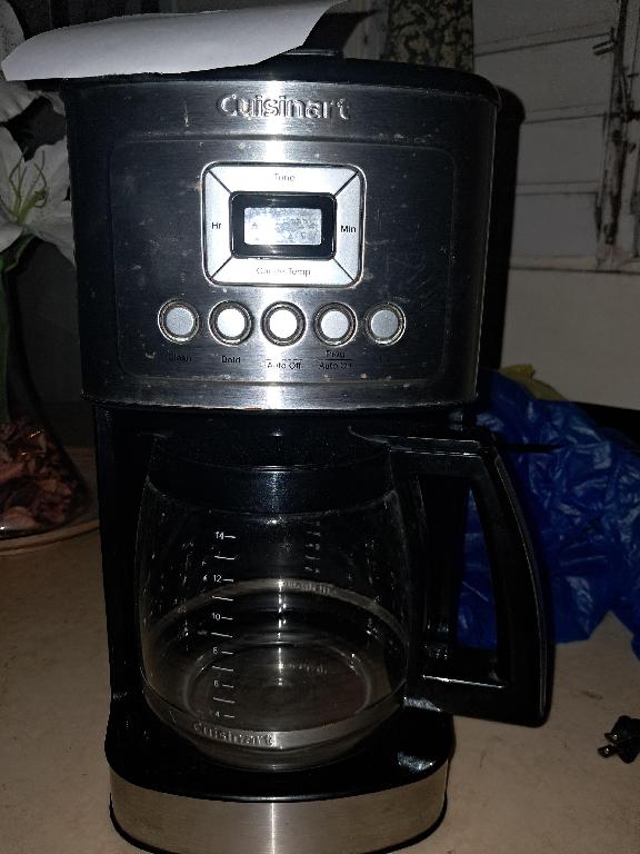 CAFETERA ELÉCTRICA MARCA CUISINART. BUENAS CONDICIONES  Foto 7322665-1.jpg