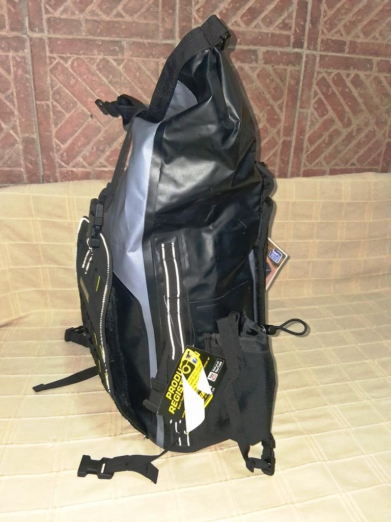 Mochila Impermeable Nelson-Rigg Hurricane 30L  Foto 7322692-7.jpg
