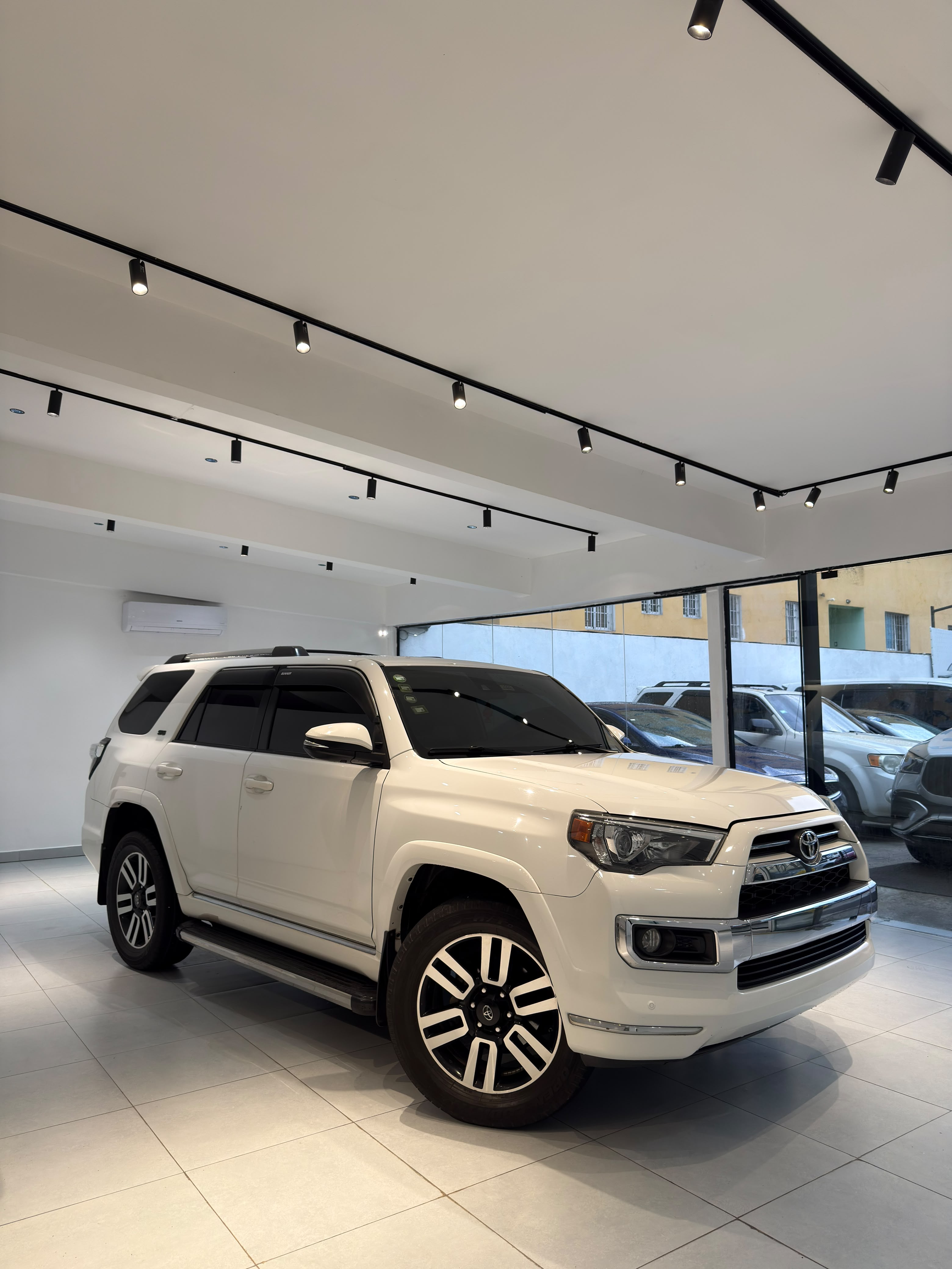 Toyota 4runner 2020 SR5 Foto 7322741-3.jpg