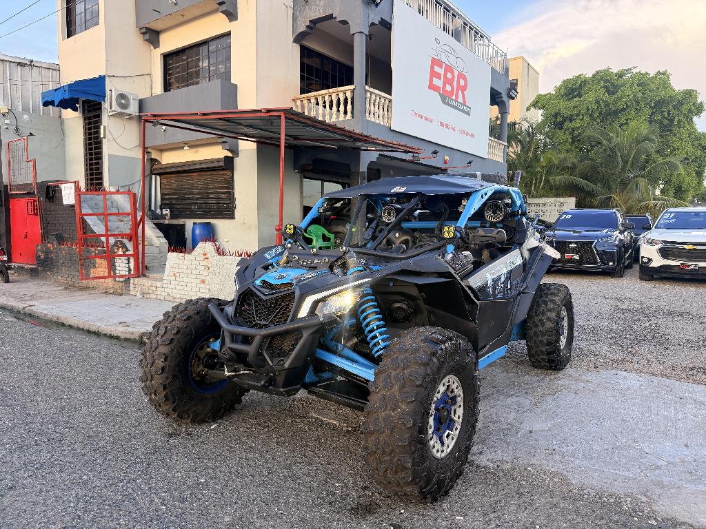 CAN-AM MAVERICK X3 XRS 2018 Foto 7323128-1.jpg