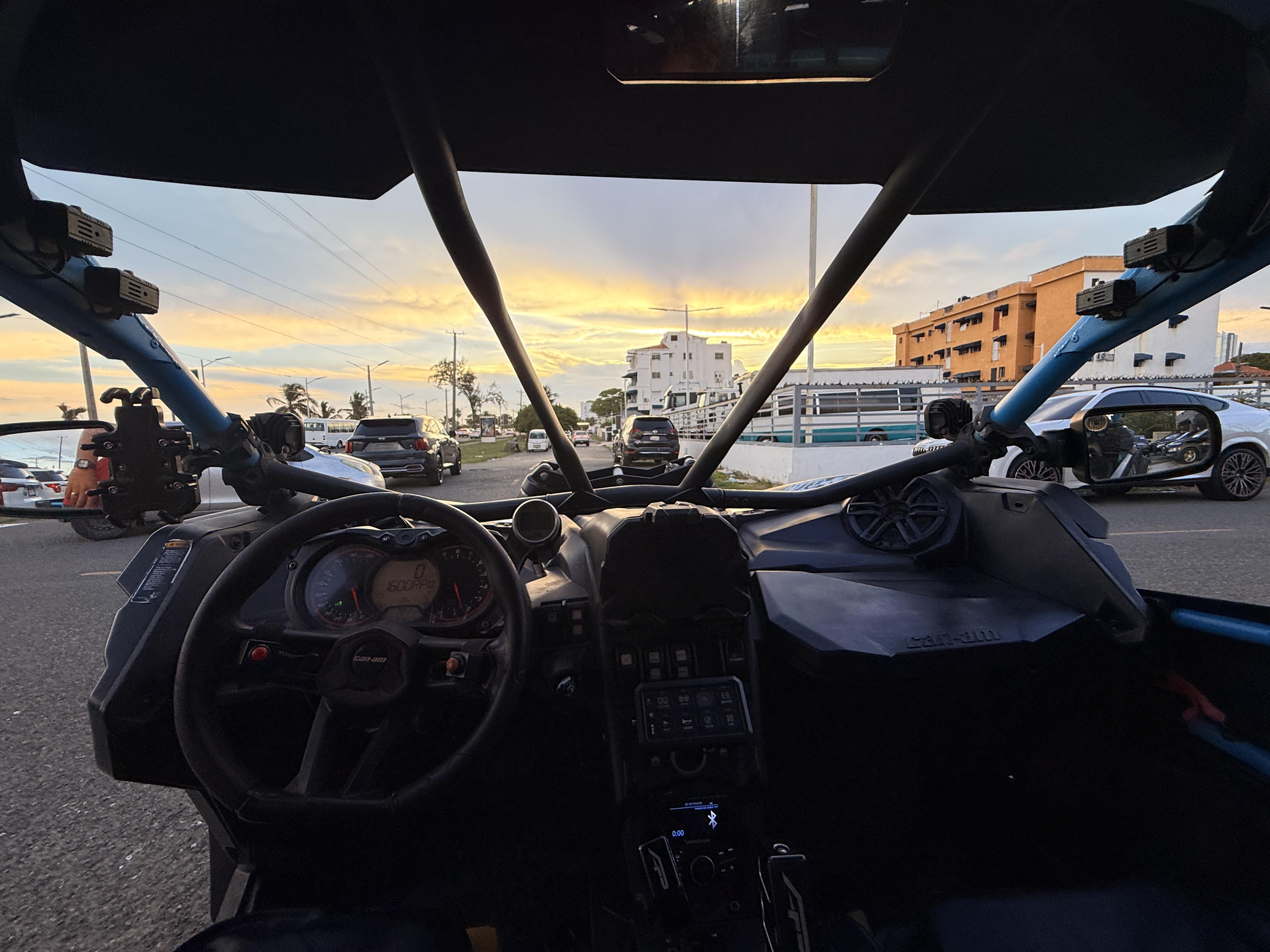 CAN-AM MAVERICK X3 XRS 2018 Foto 7323128-5.jpg