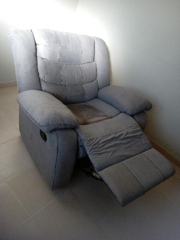 Sillón reclinable giratorio y mecedora Foto 7323452-1.jpg
