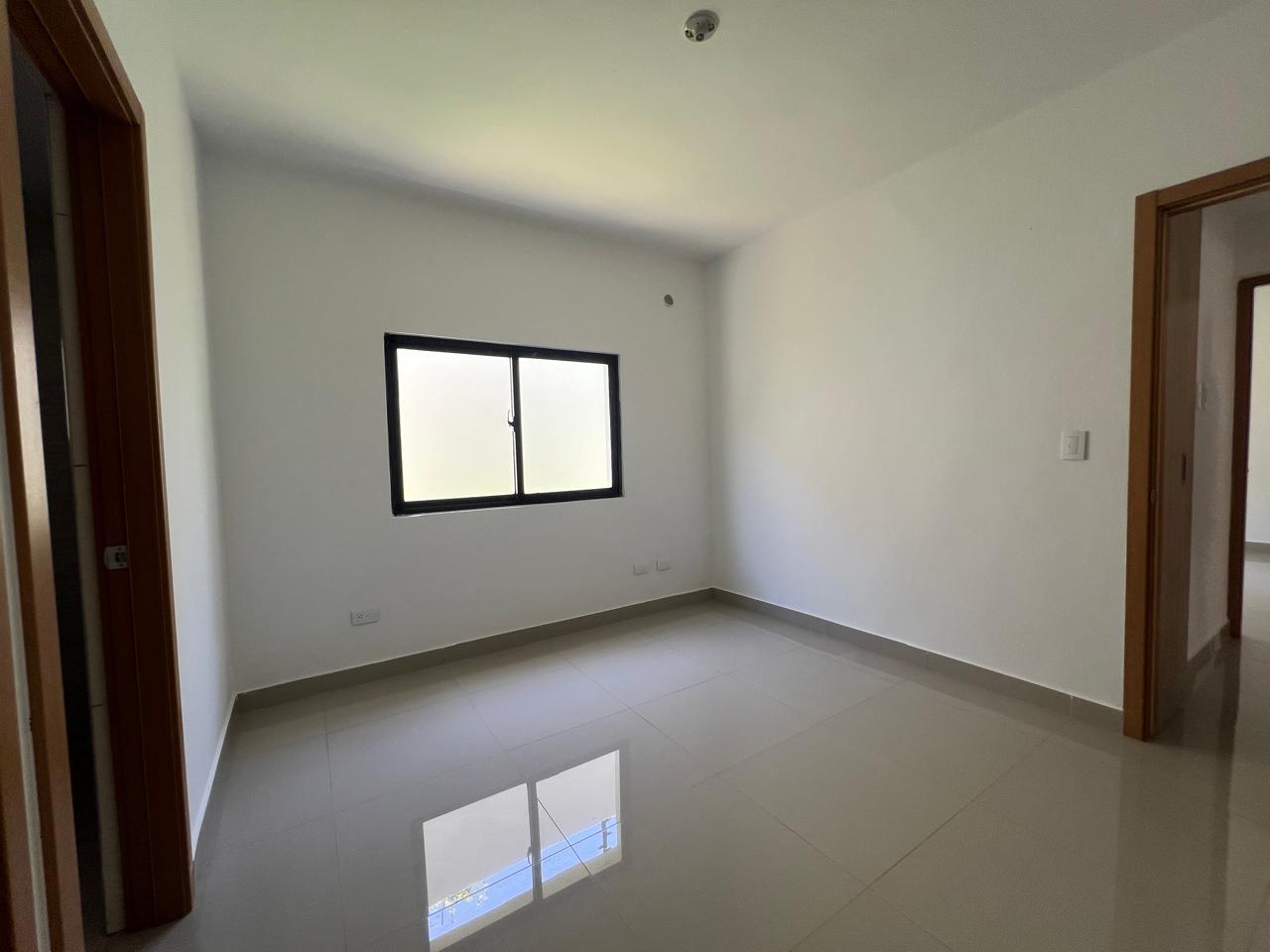 Apartamento de 3 Habitaciones en Venta en los Corales del Sur Foto 7323495-7.jpg