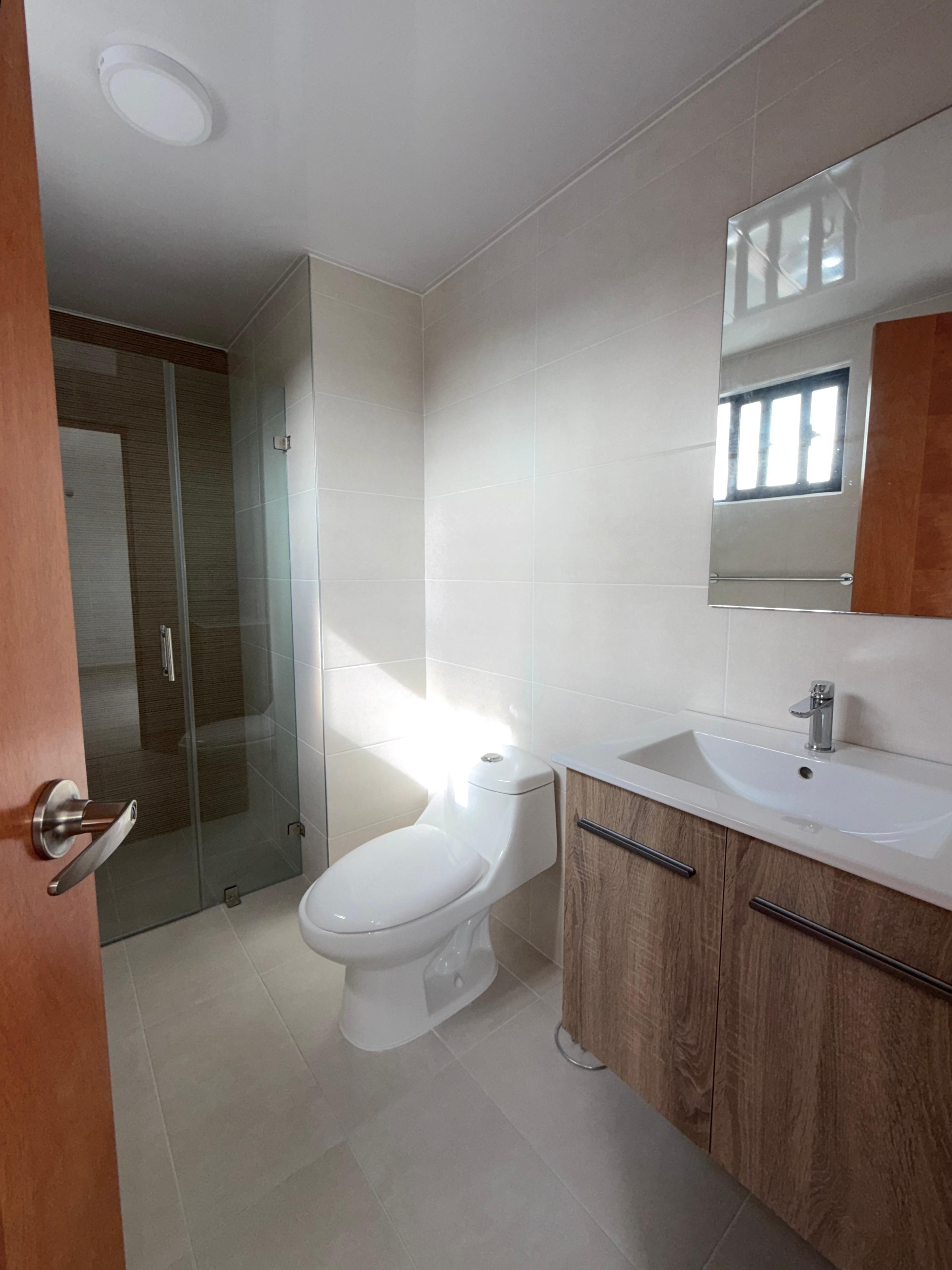 Apartamento de 32 Habitaciones en Renta en Gazcue Foto 7323513-3.jpg