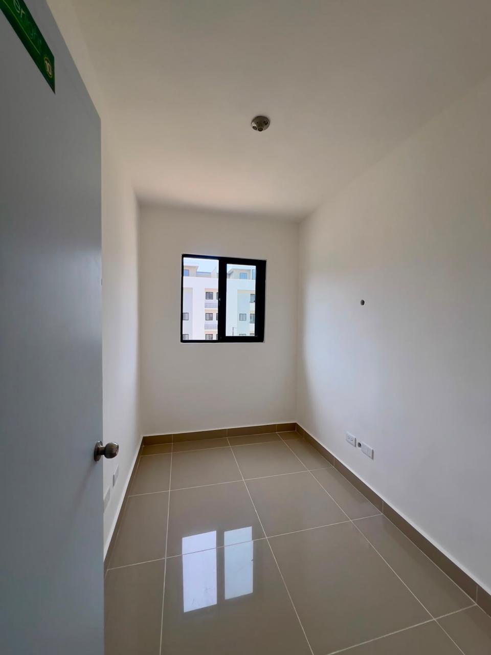 Apartamento de 2 Habitaciones  Estudio en Venta en la Ciudad Juan Bosc Foto 7323522-4.jpg