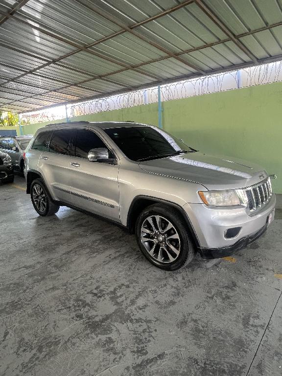 Jeep Cherokee límited  2012 en Peravia Foto 7323657-1.jpg