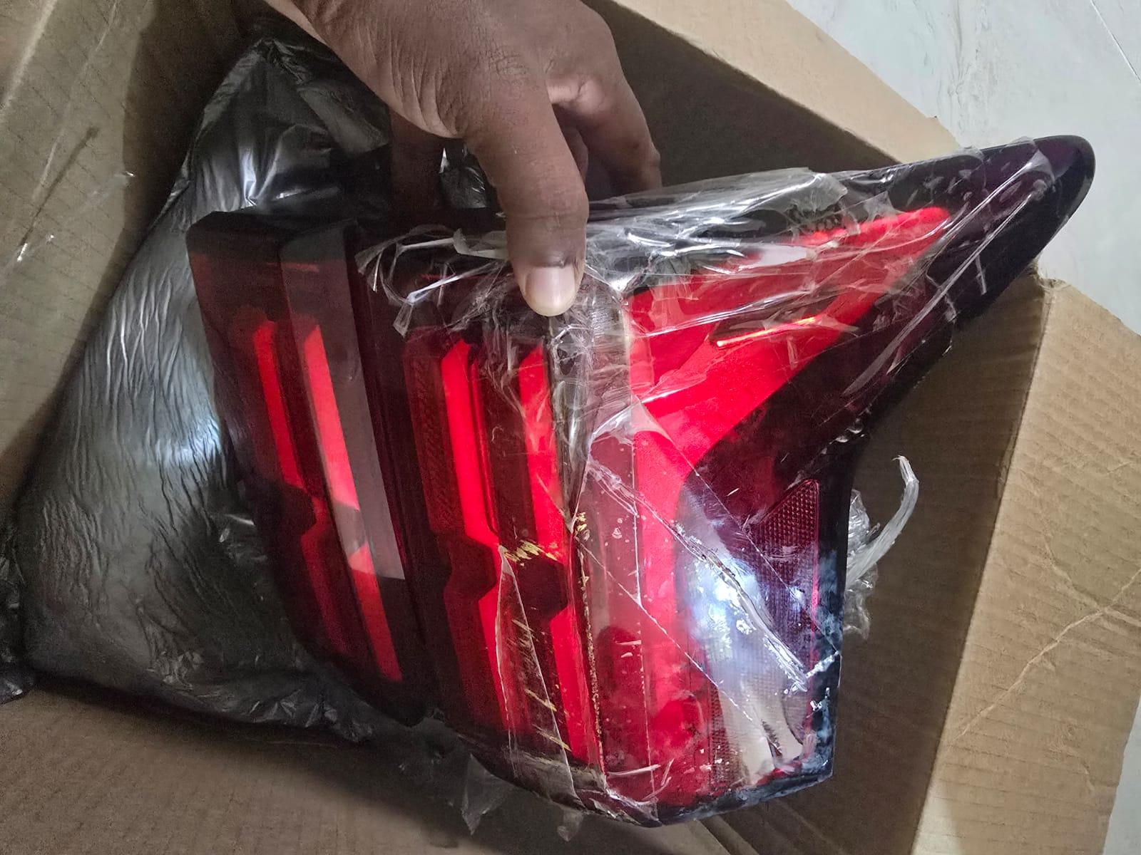 LUZ TRASERA LED ORIGINAL KIA SORENTO SX / SX PRESTIGE 2021 · 2022 · 20 Foto 7323880-2.jpg