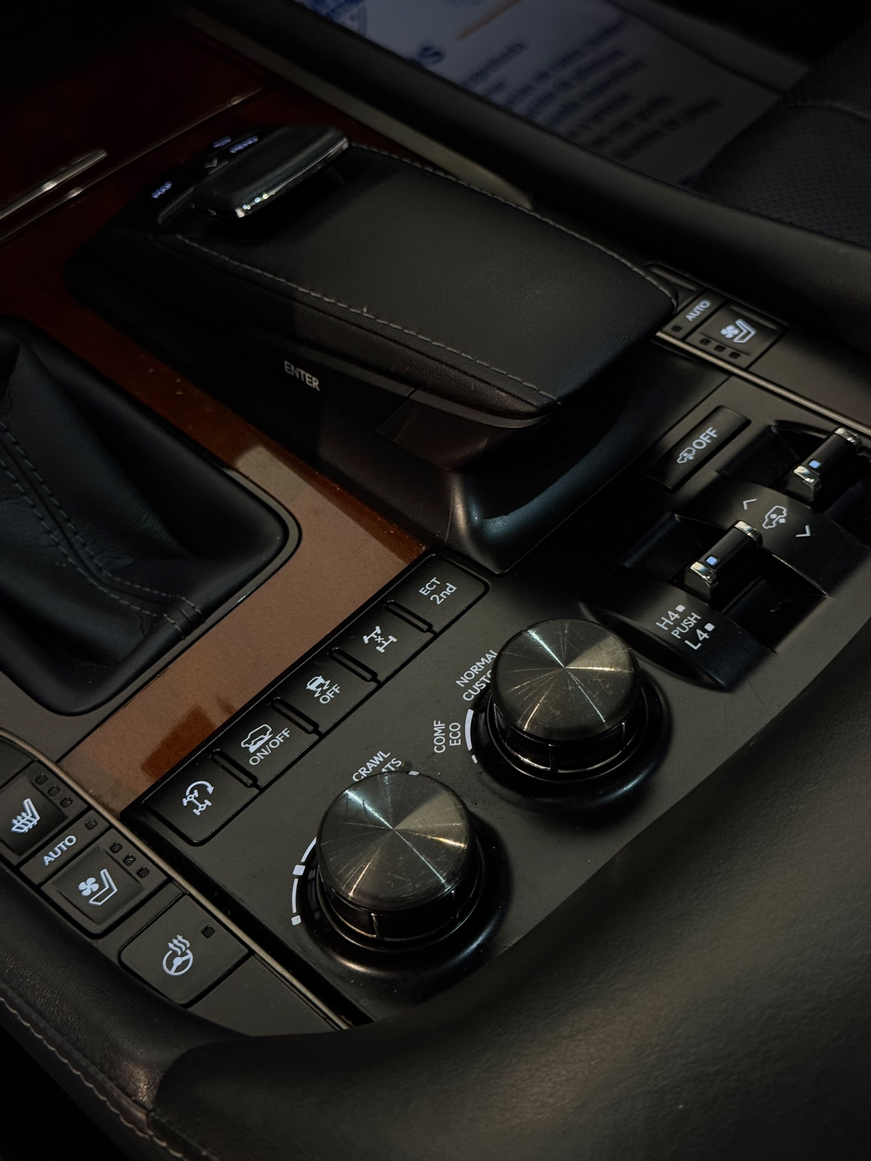 Lexus LX570 2019 - 72000usd Foto 7323898-15.jpg