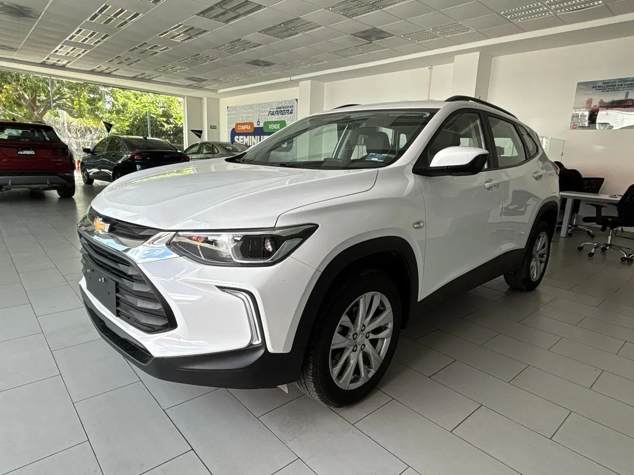 Chevrolet Tracker LT 2023  12.000 Km  de la Casa SDM Foto 7324006-6.jpg