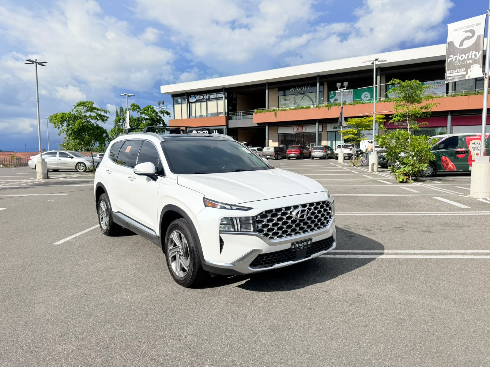 Hyundai Santafe   Modelo SEL plus  Año 2022 Foto 7324027-1.jpg