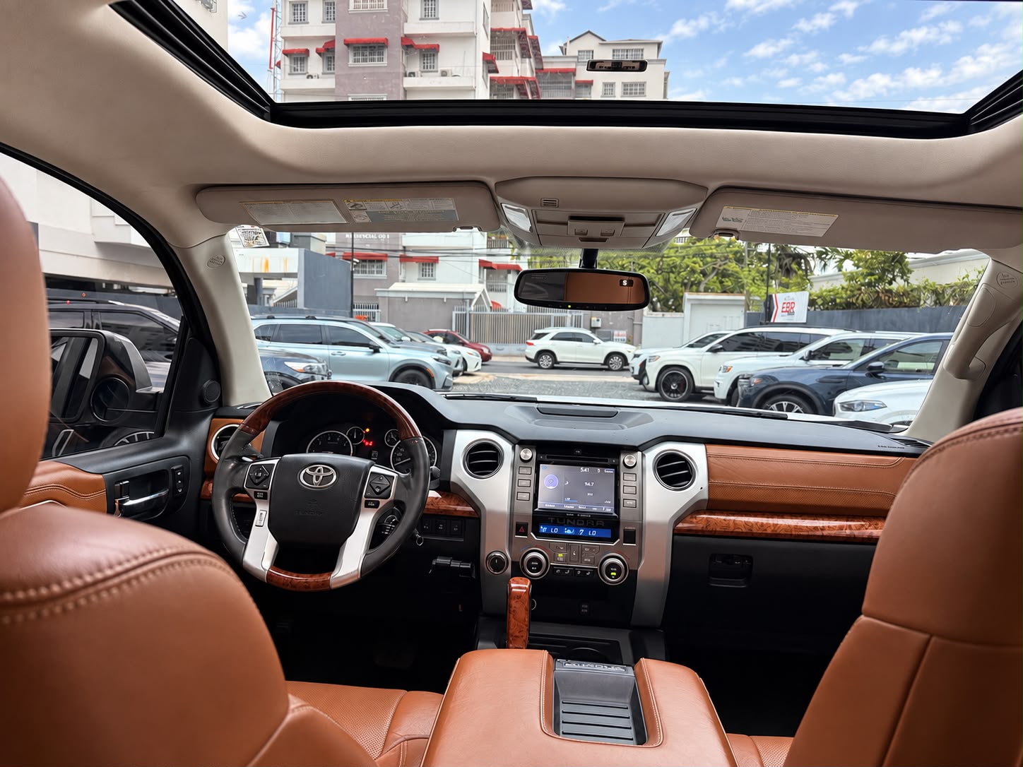 Toyota Tundra Platinum 2014 Foto 7324040-5.jpg