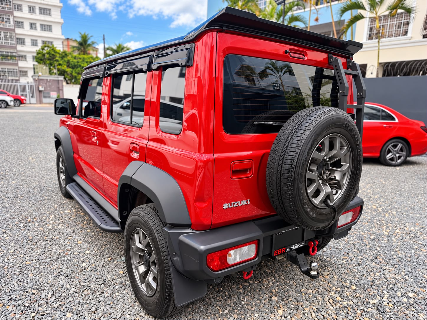 Suzuki Jimny 2025 Foto 7324043-4.jpg