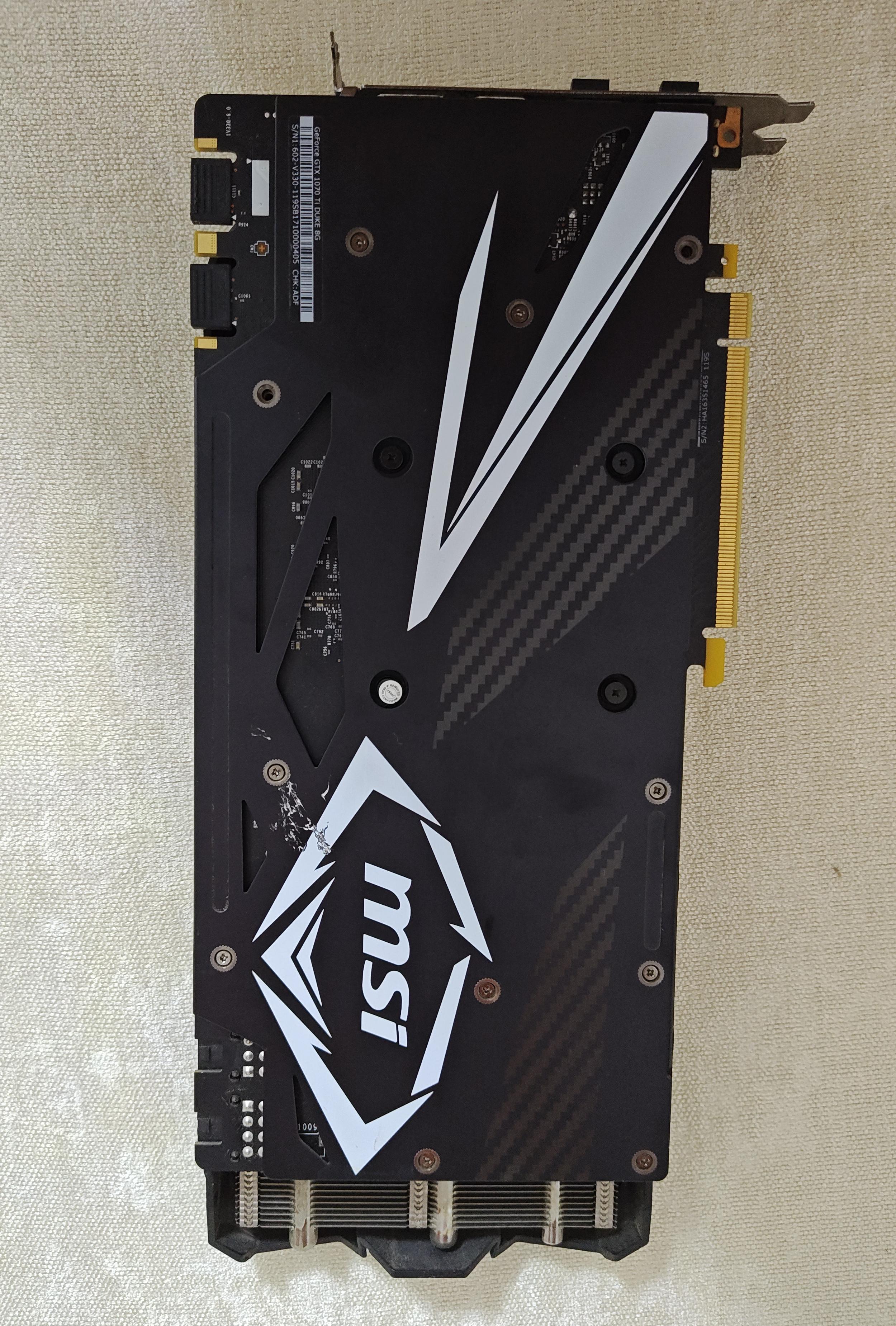 Tarjeta de Video MSI GTX 1070 Ti DUKE 8GB 3 Fans Foto 7324100-4.jpg
