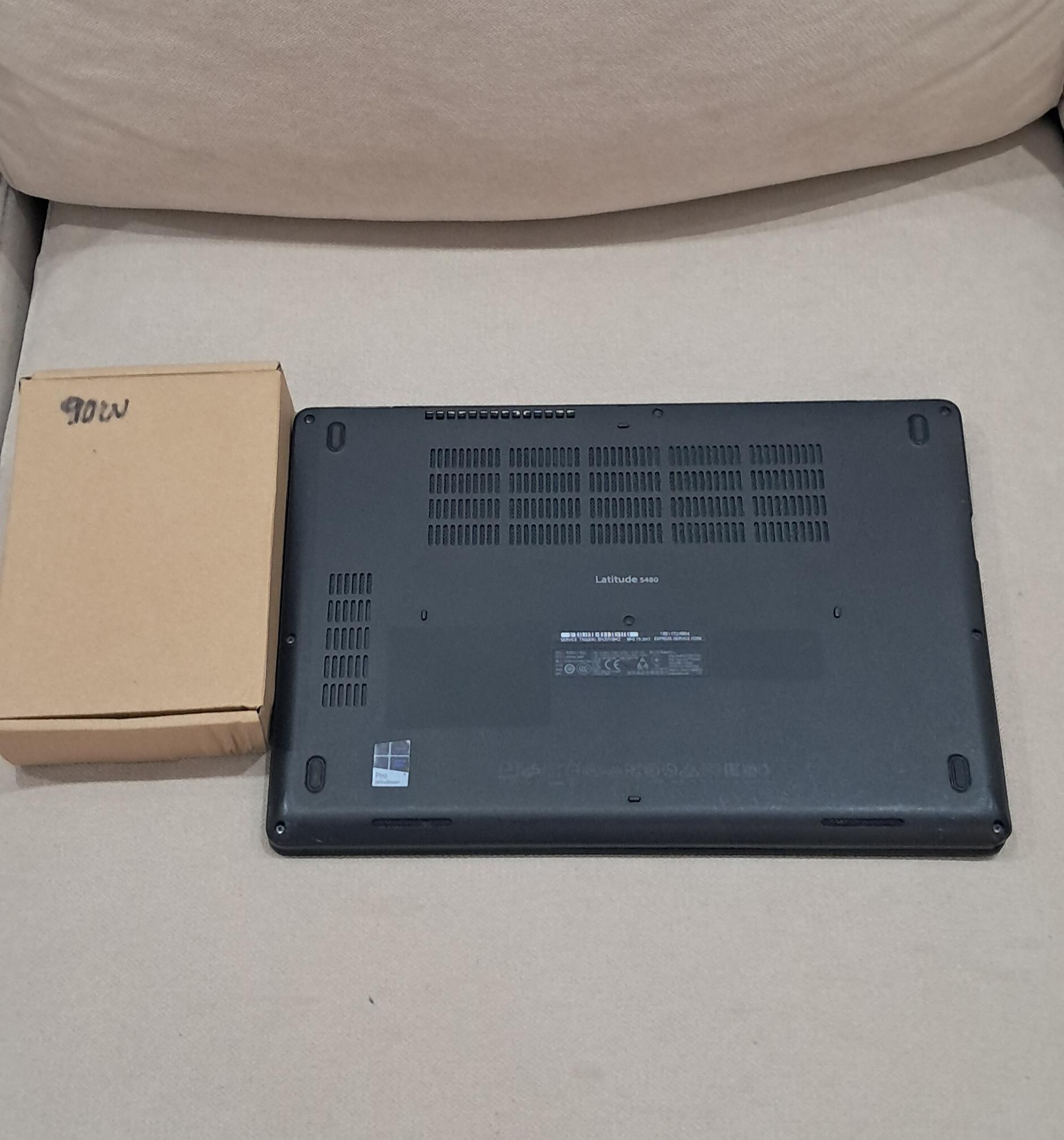 Laptop Dell 500GB SSD i7 8GB 2.8Ghz Nvidia GeForce Foto 7324101-6.jpg