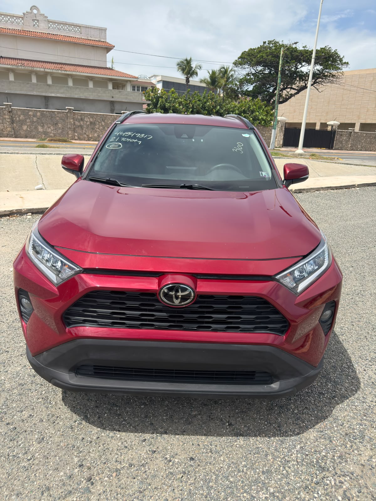 TOYOTA RAV4 2021 XLE 4X4  Foto 7324154-4.jpg