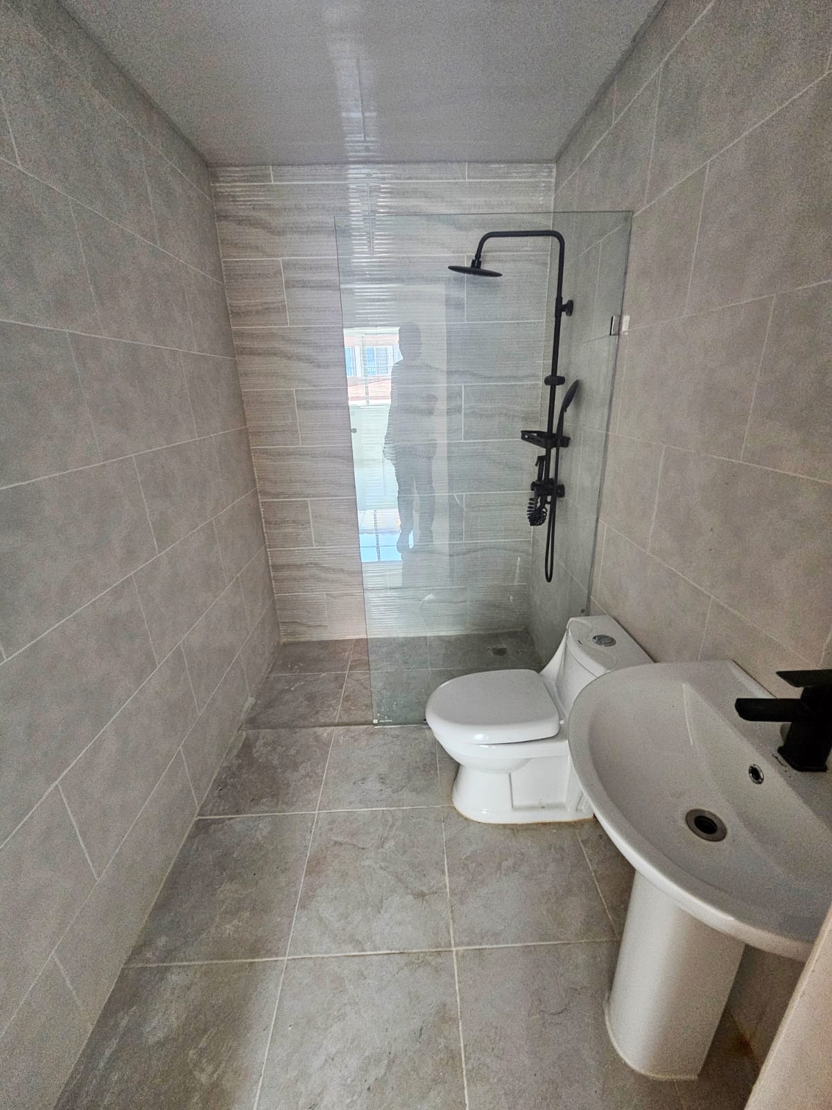 Apartamento Nuevo con terraza en Don Honorio RD11000000  - 2do piso co Foto 7324470-9.jpg
