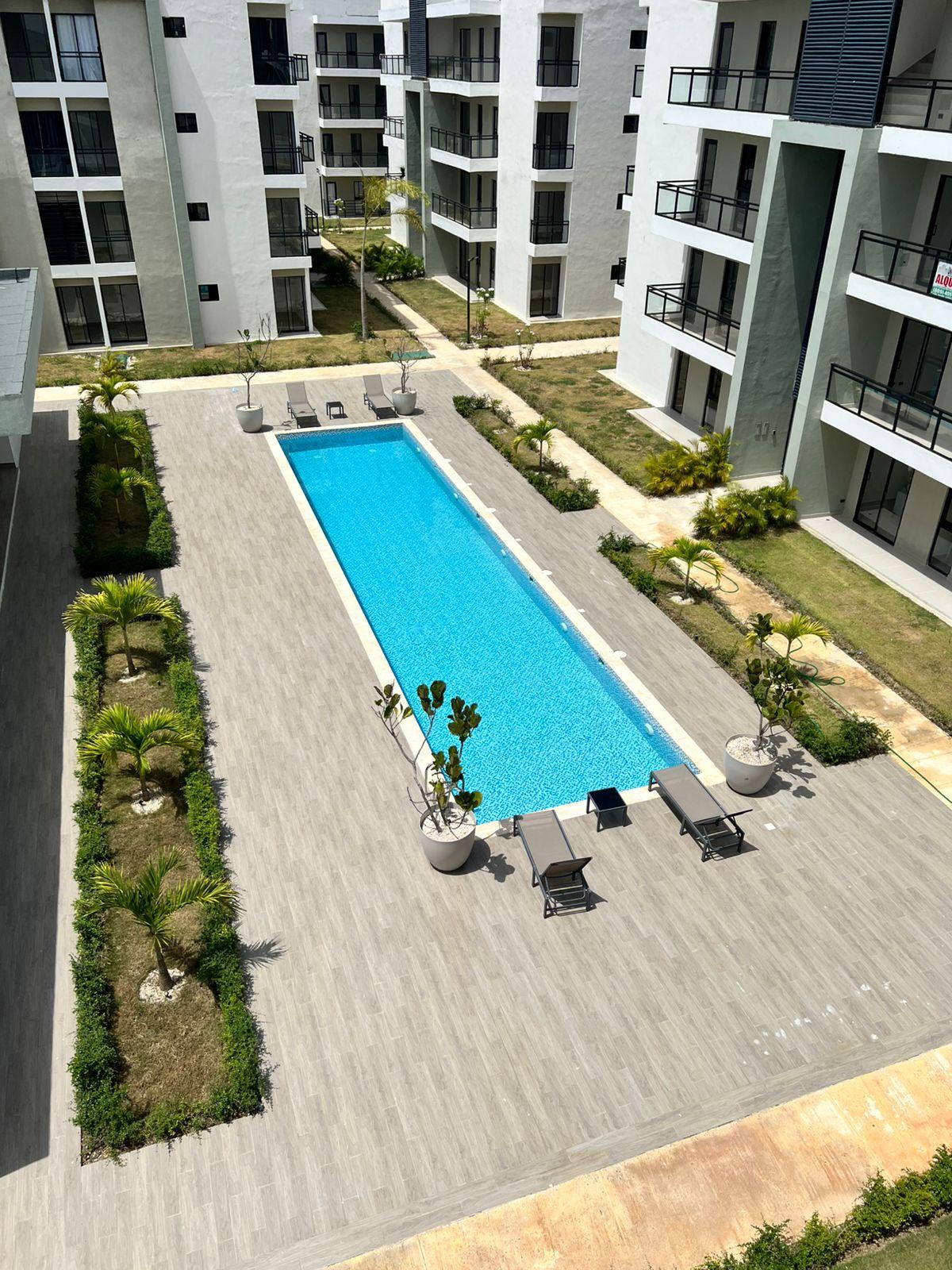 Apartamento en venta de 3 habitaciones en La Romana a 10 mins de la Ca Foto 7324687-6.jpg