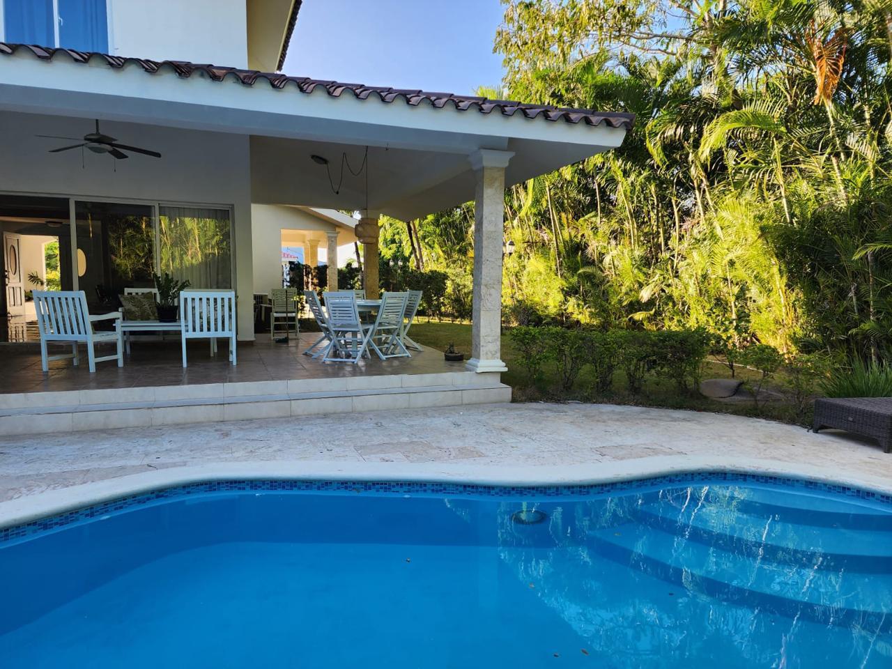 VILLA EXCLUSIVA EN GUAVABERRY Foto 7324780-3.jpg